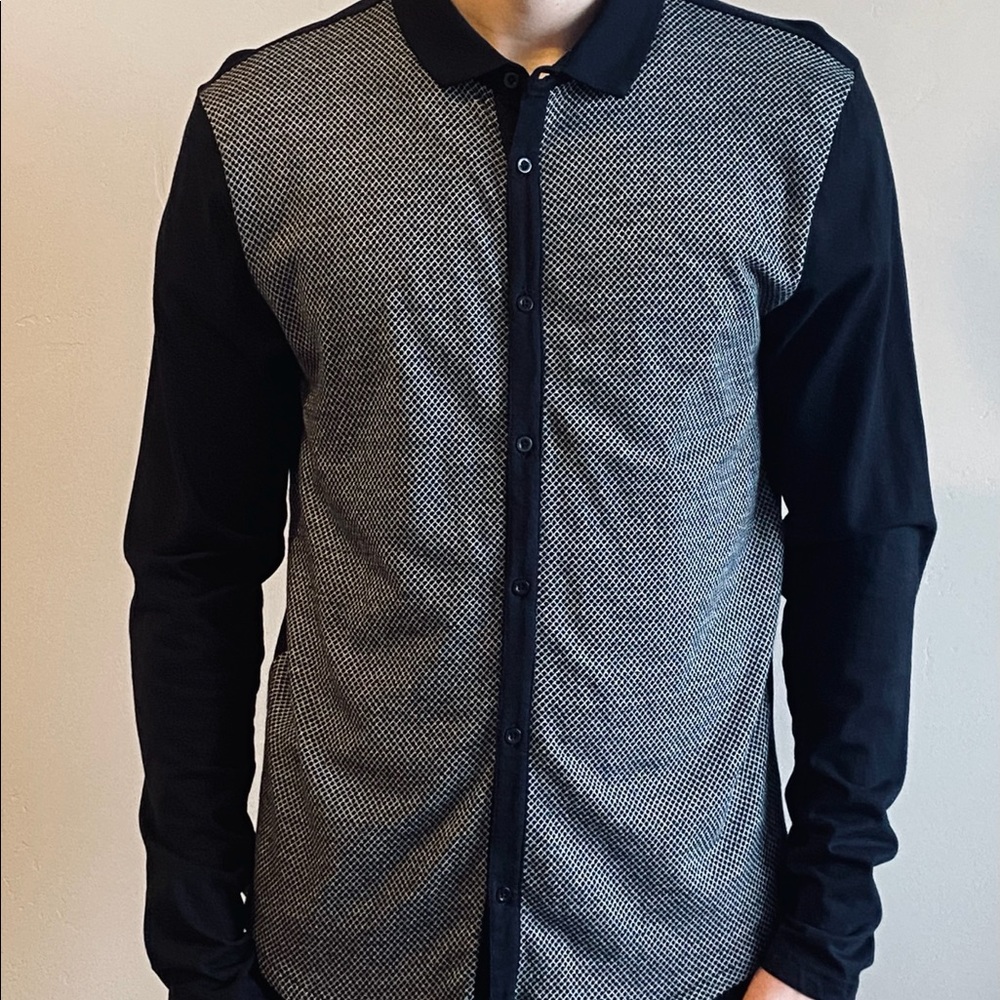 Black/White Men’s Casual Buttondown